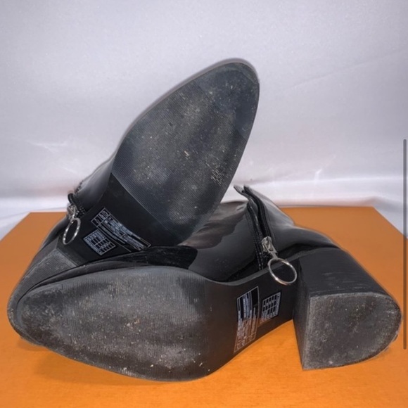 *SOLD* Forever 21 Boots π - Picture 6 of 9